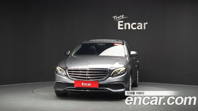 Mercedes-Benz E-Class (W213) E220d 4MATIC Exclusive 2020 — фото 3