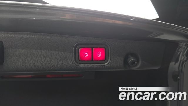 Mercedes-Benz E-Class (W213) E220d 4MATIC Exclusive 2020 — фото 20