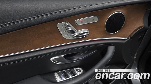 Mercedes-Benz E-Class (W213) E220d 4MATIC Exclusive 2020 — фото 29