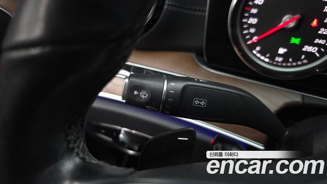 Mercedes-Benz E-Class (W213) E220d 4MATIC Exclusive 2020 — фото 32