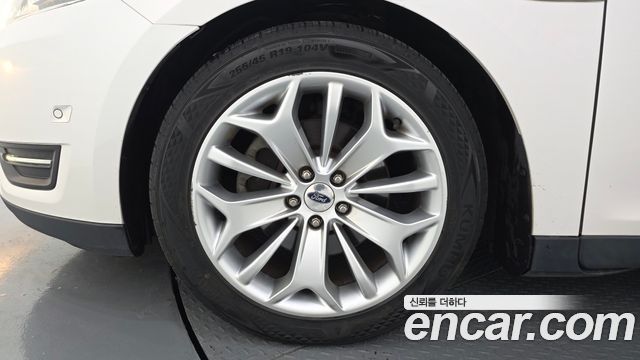 Ford Taurus 2.0 Limited EcoBoost 6th 2017 — фото 5