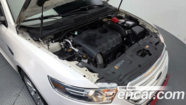 Ford Taurus 2.0 Limited EcoBoost 6th 2017 — фото 6