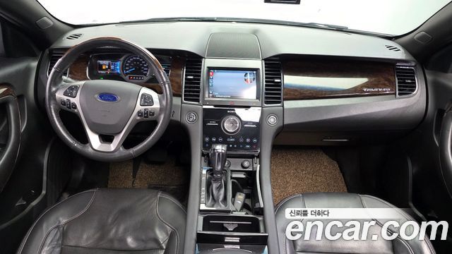 Ford Taurus 2.0 Limited EcoBoost 6th 2017 — фото 7