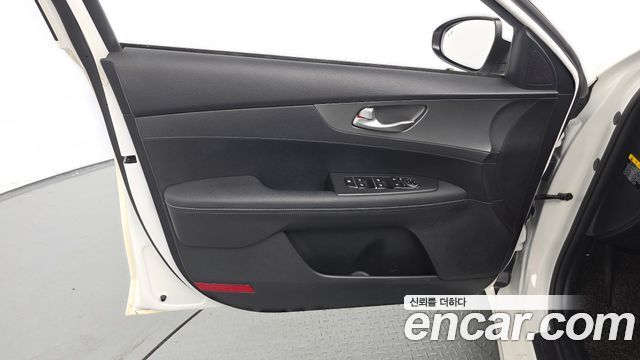Kia K3 Prestige 2019 — фото 30