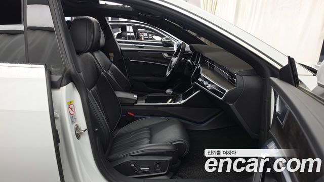 Audi A7 (4K) 55 TFSI Quattro Premium 2021 — фото 11