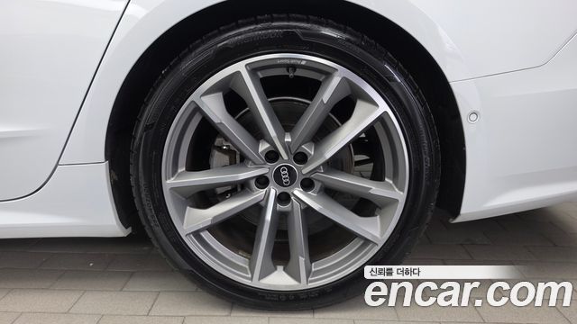 Audi A7 (4K) 55 TFSI Quattro Premium 2021 — фото 21