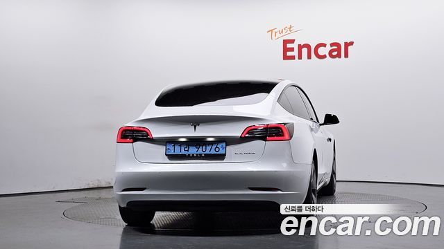 Tesla Model 3 Long Range AWD 2021 — фото 4