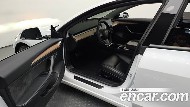 Tesla Model 3 Long Range AWD 2021 — фото 10