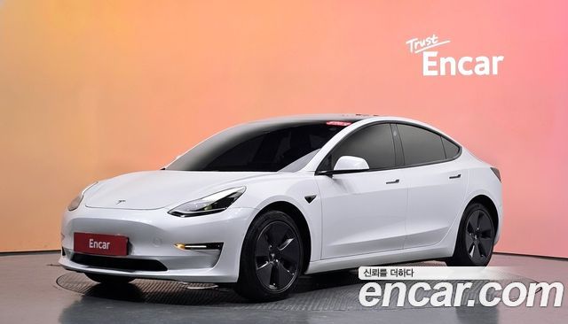 Tesla Model 3 Long Range AWD
