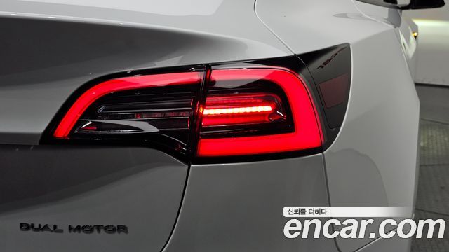 Tesla Model 3 Long Range AWD 2021 — фото 23