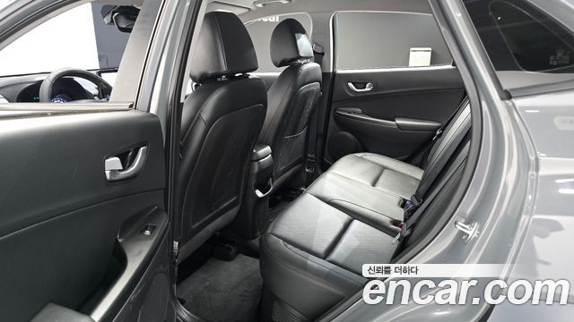 Hyundai Kona Hybrid Modern 2023 — фото 11