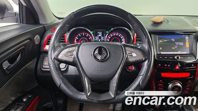 KG Mobility (SsangYong) Tivoli LX 2WD HI-DLX 2015 — фото 14