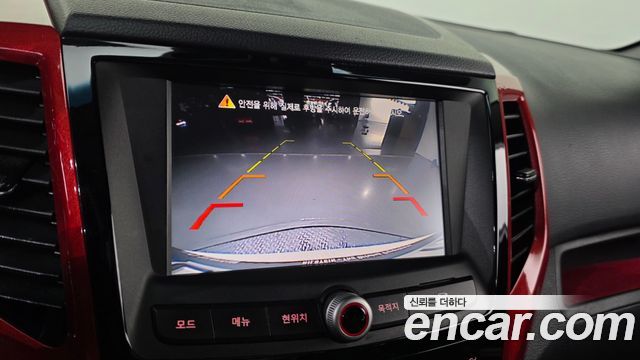 KG Mobility (SsangYong) Tivoli LX 2WD HI-DLX 2015 — фото 15
