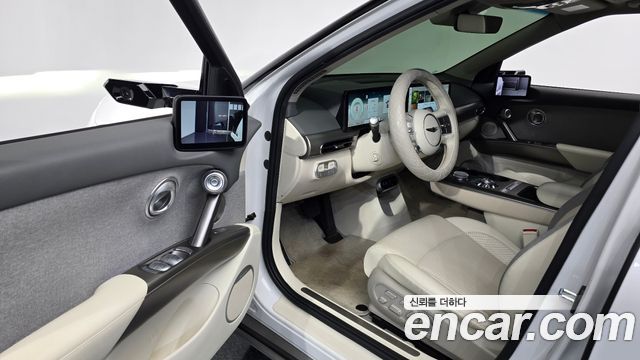 Genesis GV60 Standard 2022 — фото 10