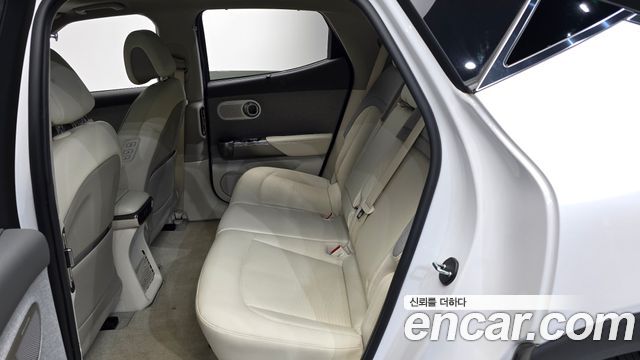 Genesis GV60 Standard 2022 — фото 11