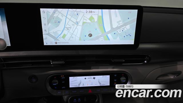 Genesis GV60 Standard 2022 — фото 12