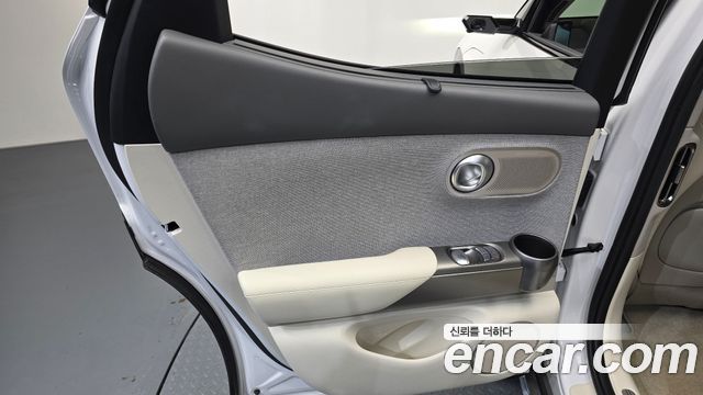 Genesis GV60 Standard 2022 — фото 25