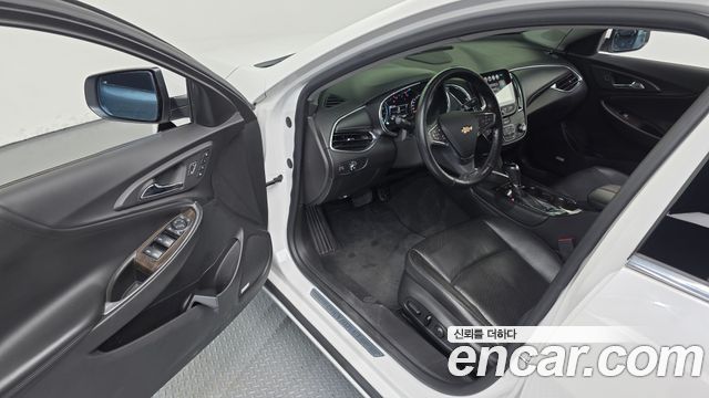Chevrolet Malibu 2.0 Turbo LTZ Premium 2017 — фото 10