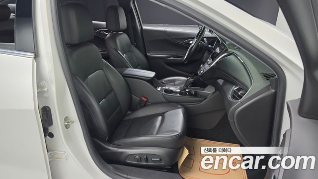 Chevrolet Malibu 2.0 Turbo LTZ Premium 2017 — фото 12