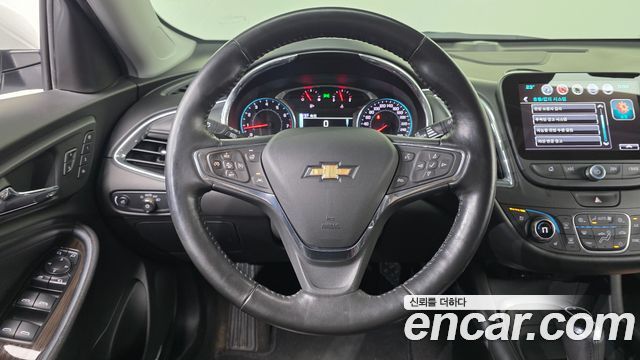 Chevrolet Malibu 2.0 Turbo LTZ Premium 2017 — фото 13