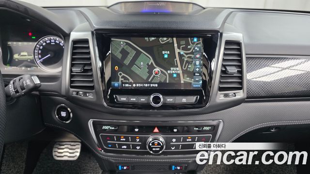 KG Mobility (SsangYong) Rexton Sports Khan Diesel 2.2 4WD Prestige 2021 — фото 17