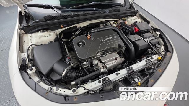 Chevrolet Malibu 1.5 Turbo LT Deluxe 2017 — фото 6