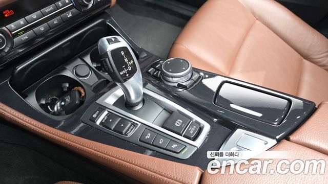 BMW 5 Series (F10) 520d xDrive M Aero Dynamic 2016 — фото 9