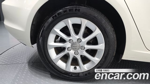 Audi A3 25 TDI Dynamic Sportback 8V 2015 — фото 5
