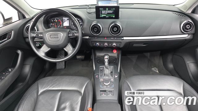 Audi A3 25 TDI Dynamic Sportback 8V 2015 — фото 7