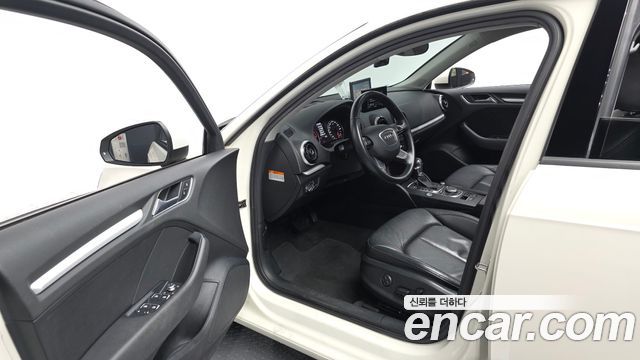 Audi A3 25 TDI Dynamic Sportback 8V 2015 — фото 10