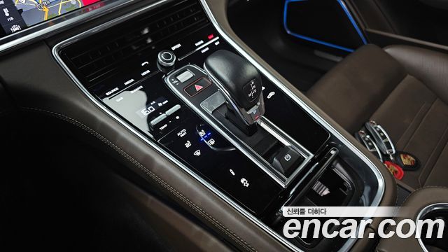 Porsche Panamera (971) 3.0 AWD 2020 — фото 9