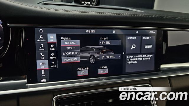 Porsche Panamera (971) 3.0 AWD 2020 — фото 17