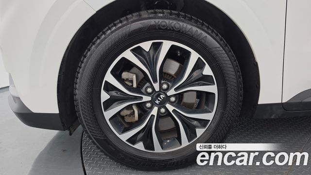 Kia Carnival (IV) Diesel 9-Seater Prestige 2021 — фото 5
