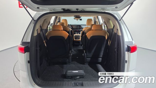 Kia Carnival (IV) Diesel 9-Seater Prestige 2021 — фото 17