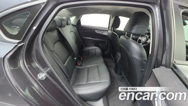 Kia K3 (II) 1.6 Prestige 2022 — фото 18