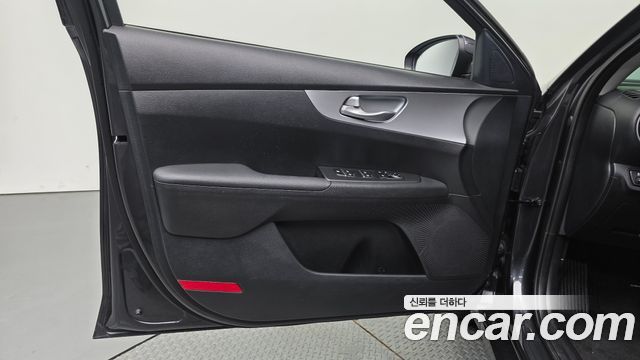 Kia K3 (II) 1.6 Prestige 2022 — фото 24