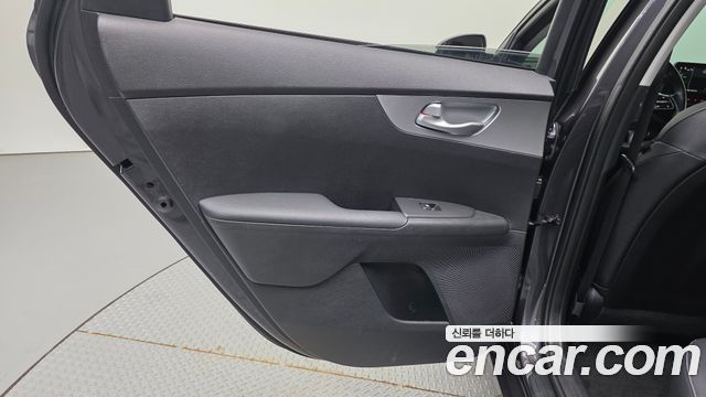 Kia K3 (II) 1.6 Prestige 2022 — фото 25