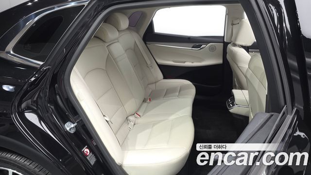 Hyundai Grandeur (IG) 2.5 Le Blanc 2023 — фото 11