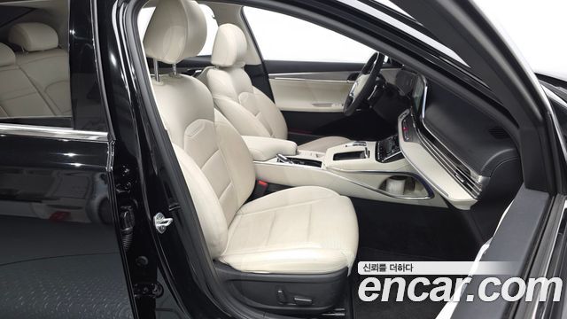Hyundai Grandeur (IG) 2.5 Le Blanc 2023 — фото 26