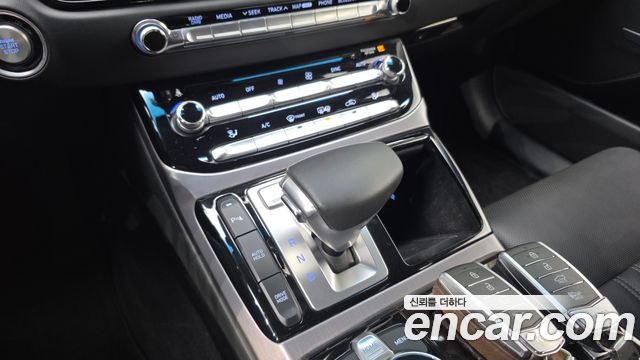 Genesis EQ900 3.8 GDI AWD Luxury 2016 — фото 9