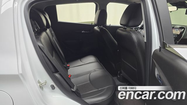 Chevrolet Next Spark LTZ 2017 — фото 11