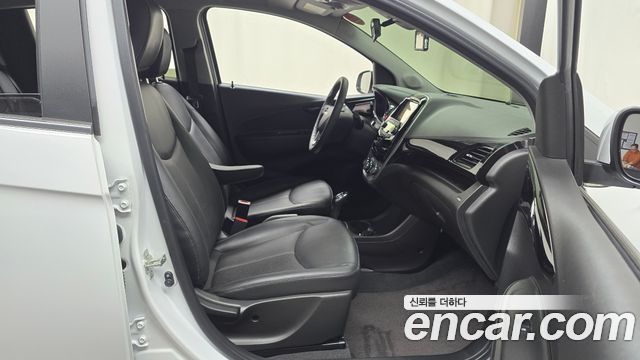 Chevrolet Next Spark LTZ 2017 — фото 26