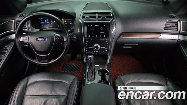 Ford Explorer 2.3 Limited 4WD 5th 2019 — фото 7