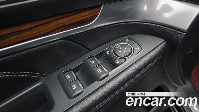 Ford Explorer 2.3 Limited 4WD 5th 2019 — фото 35