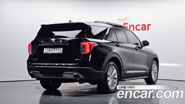 Ford Explorer (VI) 2.3 LimIted 4WD 2020 — фото 2