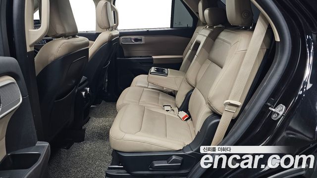 Ford Explorer (VI) 2.3 LimIted 4WD 2020 — фото 11