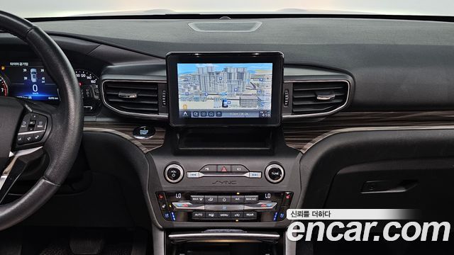 Ford Explorer (VI) 2.3 LimIted 4WD 2020 — фото 13