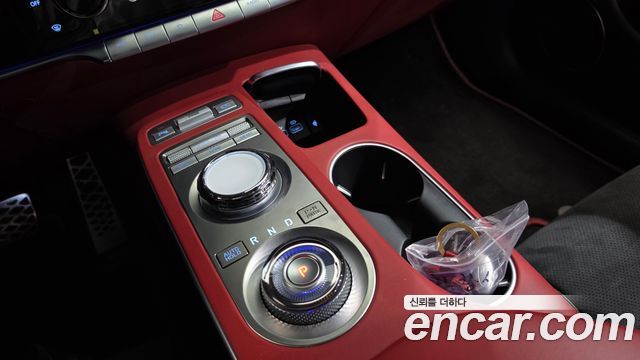 Genesis GV70 2.5T Gasoline AWD 2024 — фото 9
