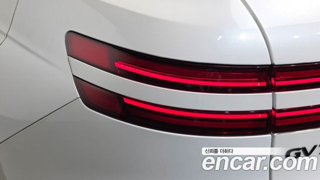 Genesis GV70 2.5T Gasoline AWD 2024 — фото 23