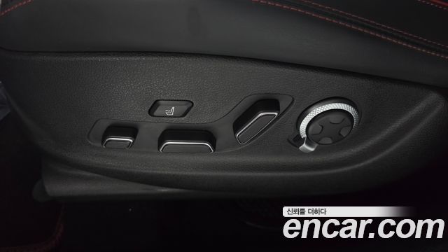 Genesis GV70 2.5T Gasoline AWD 2024 — фото 31
